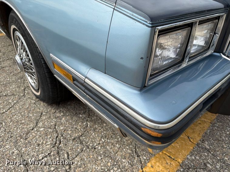 image for item EX1009 1987 Pontiac Grand Prix Brougham