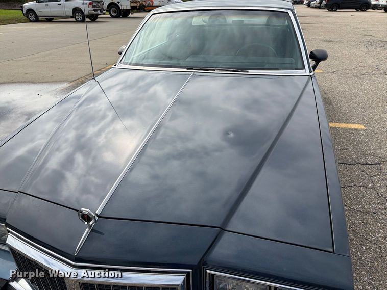 image for item EX1009 1987 Pontiac Grand Prix Brougham