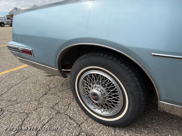 image for item EX1009 1987 Pontiac Grand Prix Brougham