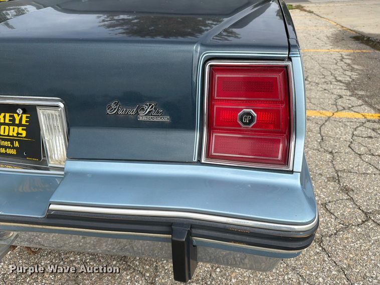 image for item EX1009 1987 Pontiac Grand Prix Brougham