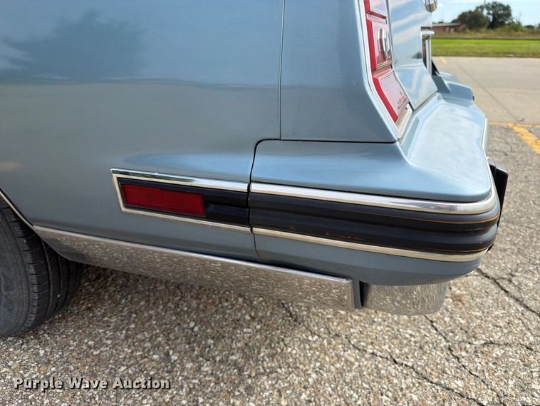 image for item EX1009 1987 Pontiac Grand Prix Brougham