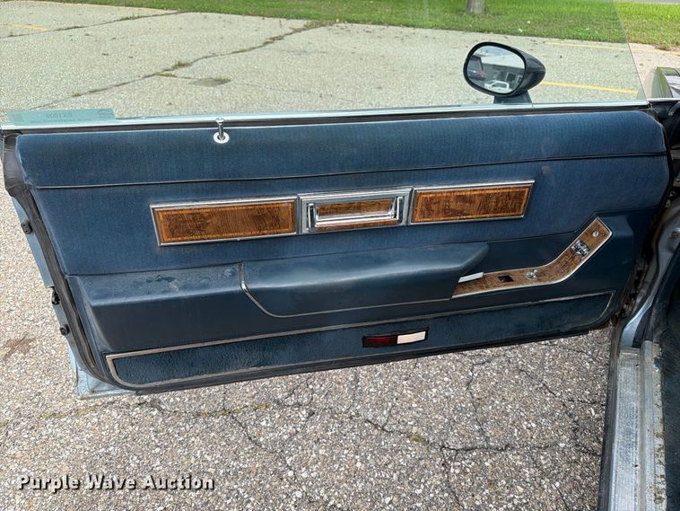 image for item EX1009 1987 Pontiac Grand Prix Brougham