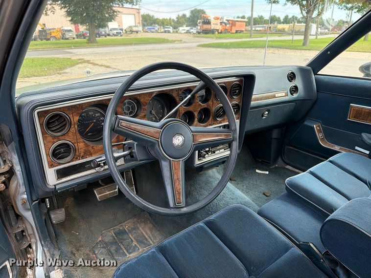 image for item EX1009 1987 Pontiac Grand Prix Brougham