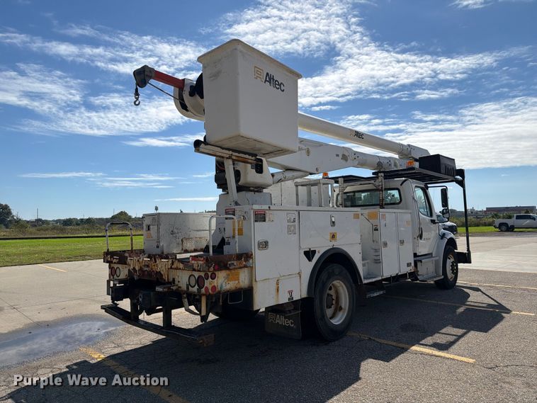 image for item EX1010 2015 Freightliner M2 bucket truck