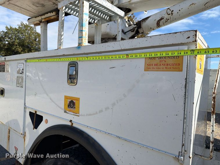 image for item EX1010 2015 Freightliner M2 bucket truck
