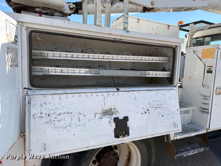 image for item EX1010 2015 Freightliner M2 bucket truck