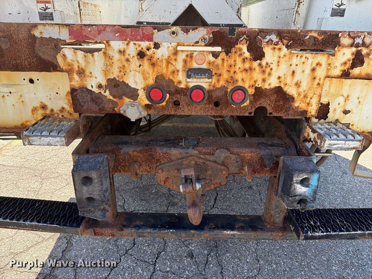 image for item EX1010 2015 Freightliner M2 bucket truck