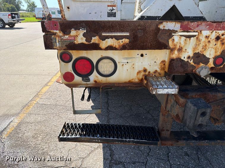 image for item EX1010 2015 Freightliner M2 bucket truck