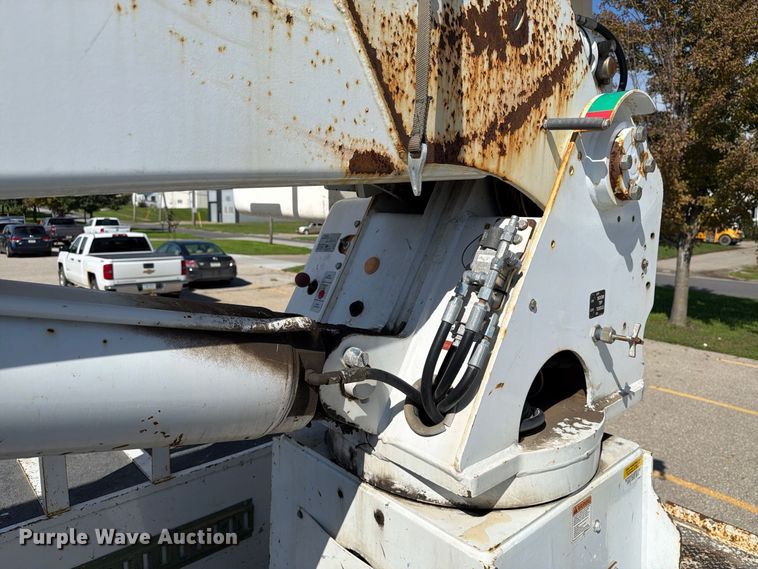 image for item EX1010 2015 Freightliner M2 bucket truck
