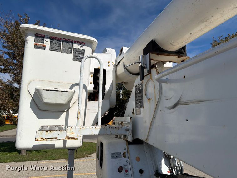 image for item EX1010 2015 Freightliner M2 bucket truck