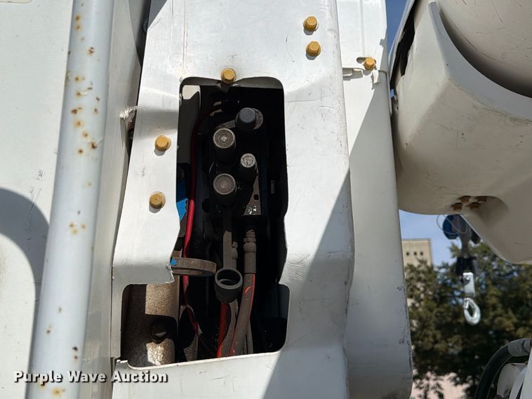 image for item EX1010 2015 Freightliner M2 bucket truck