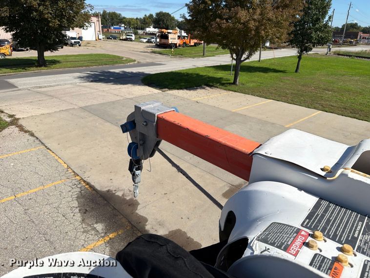 image for item EX1010 2015 Freightliner M2 bucket truck