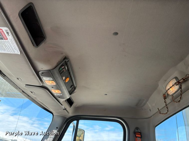 image for item EX1010 2015 Freightliner M2 bucket truck