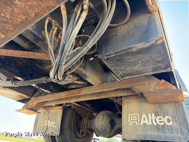 image for item EX1010 2015 Freightliner M2 bucket truck