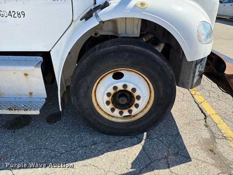 image for item EX1010 2015 Freightliner M2 bucket truck