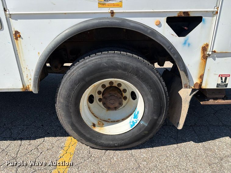 image for item EX1010 2015 Freightliner M2 bucket truck