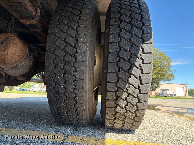 image for item EX1010 2015 Freightliner M2 bucket truck