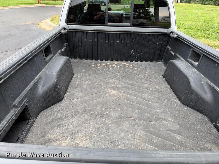 image for item EX2320 2007 Toyota Tacoma Ext. Cab pickup truck