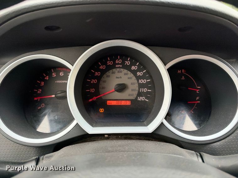 image for item EX2320 2007 Toyota Tacoma Ext. Cab pickup truck