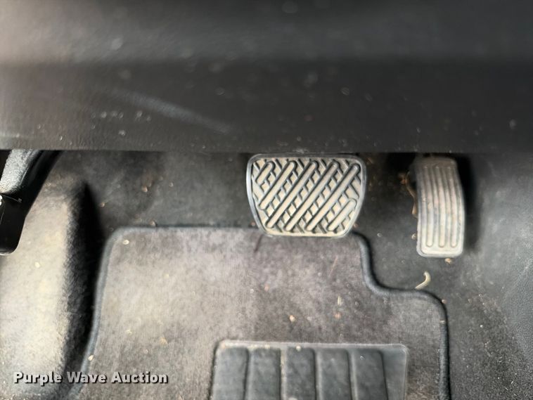 image for item EX2321 2013 Nissan Rogue SUV