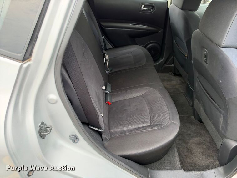 image for item EX2321 2013 Nissan Rogue SUV