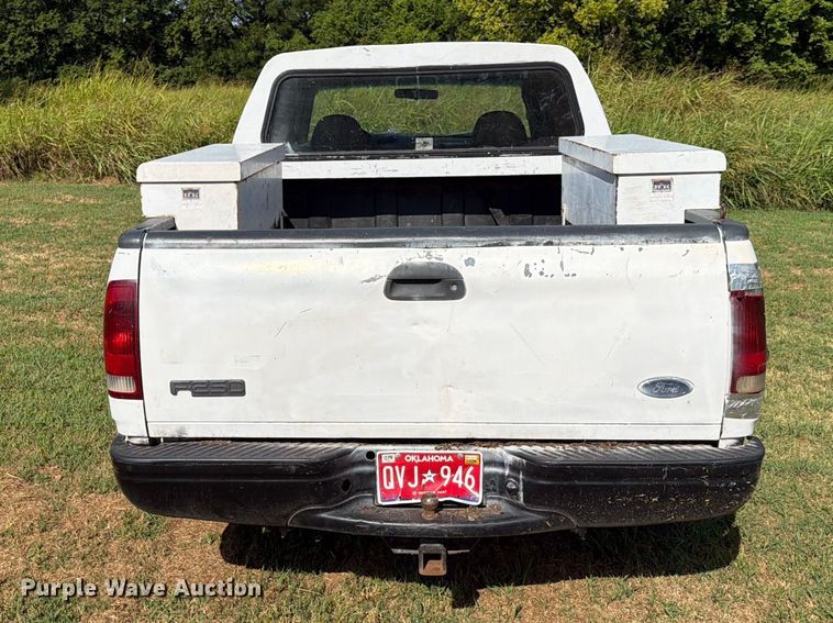 image for item EX4134 1998 Ford F-250 pickup truck