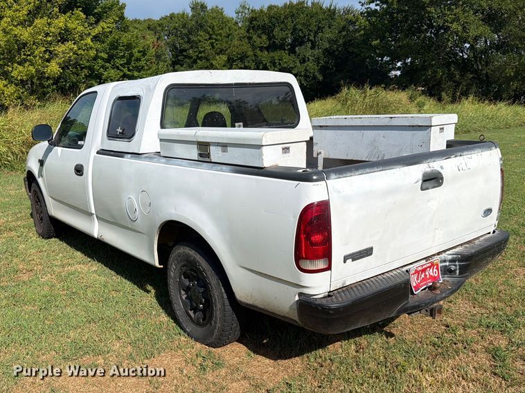 image for item EX4134 1998 Ford F-250 pickup truck