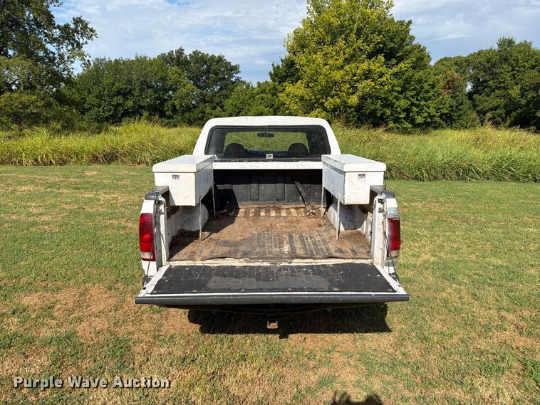 image for item EX4134 1998 Ford F-250 pickup truck
