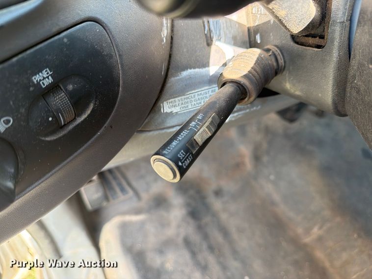 image for item EX4134 1998 Ford F-250 pickup truck
