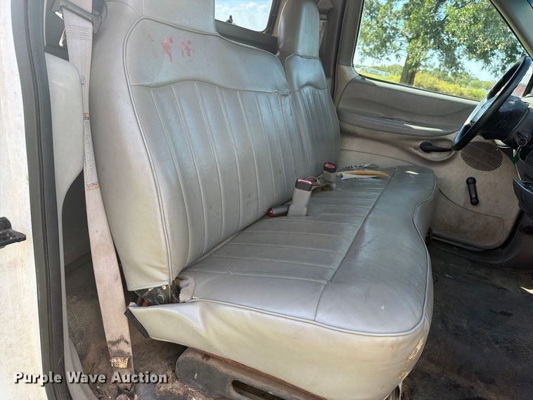 image for item EX4134 1998 Ford F-250 pickup truck