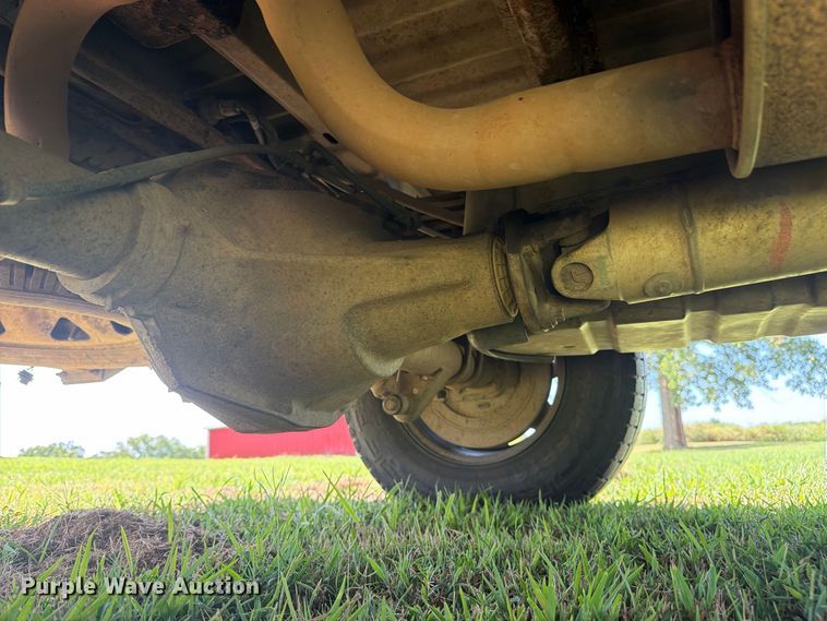 image for item EX4134 1998 Ford F-250 pickup truck