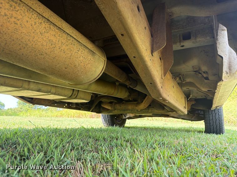 image for item EX4134 1998 Ford F-250 pickup truck