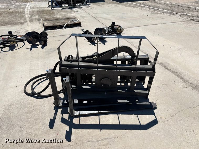 image for item EX4200 2025 Arteer RPT-42L skid steer forks