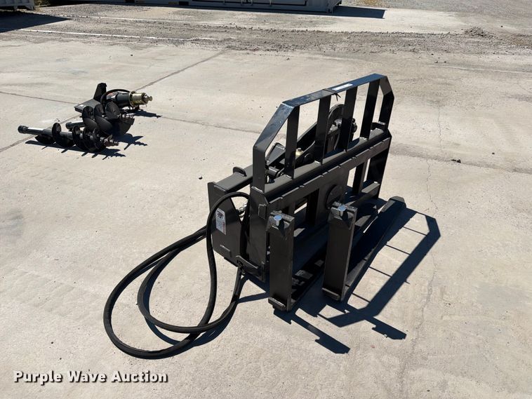 image for item EX4200 2025 Arteer RPT-42L skid steer forks