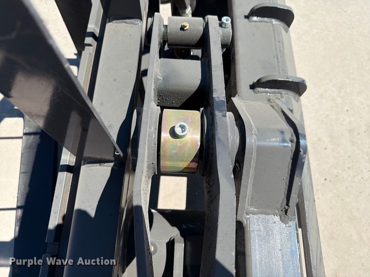 image for item EX4200 2025 Arteer RPT-42L skid steer forks