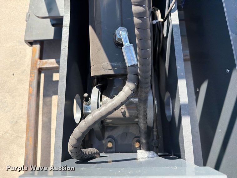 image for item EX4231 Promech FW80  fifth wheel wrecker boom