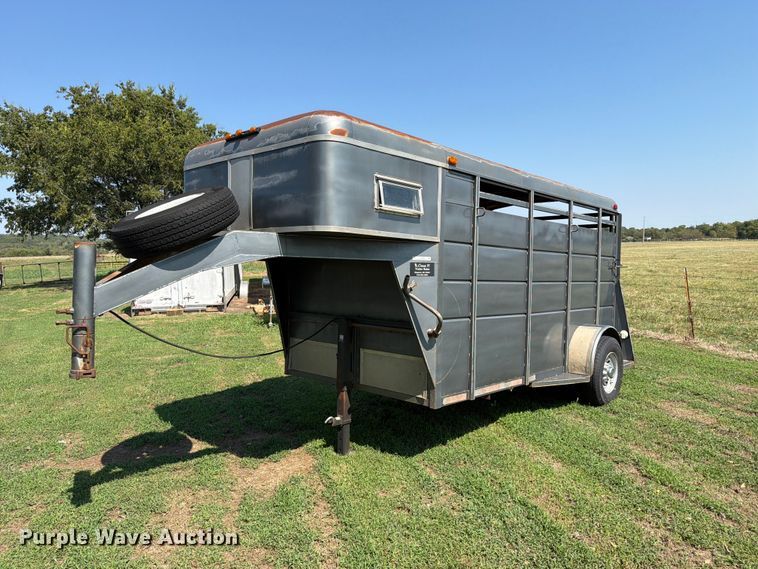 Livestock trailer