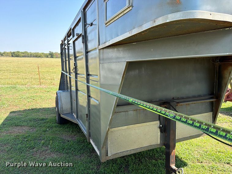 image for item EX4289 Livestock trailer