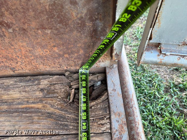 image for item EX4289 Livestock trailer