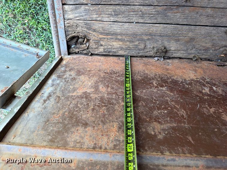 image for item EX4289 Livestock trailer