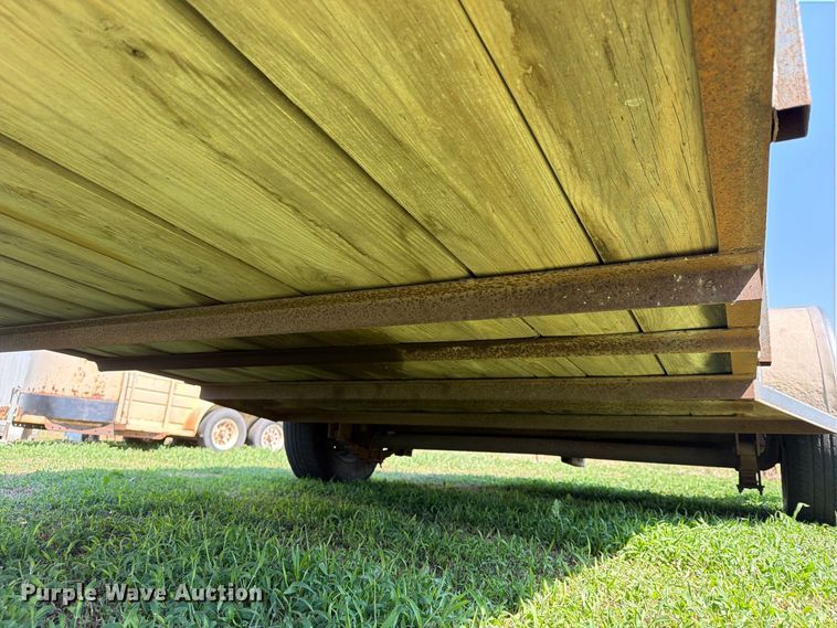 image for item EX4289 Livestock trailer