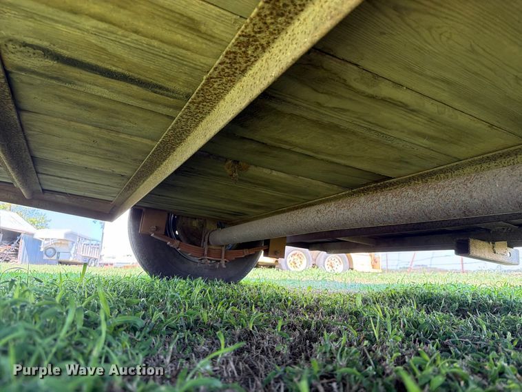 image for item EX4289 Livestock trailer