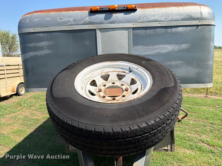 image for item EX4289 Livestock trailer