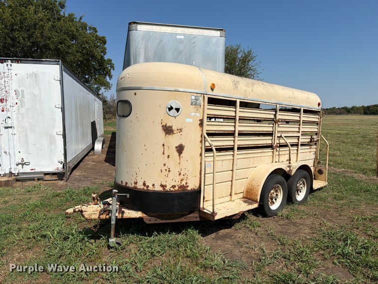 image for item EX4290 1993 Trailer Manufacturers  livestock trailer