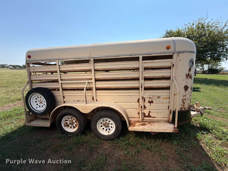 image for item EX4290 1993 Trailer Manufacturers  livestock trailer