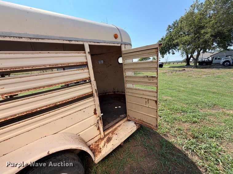 image for item EX4290 1993 Trailer Manufacturers  livestock trailer
