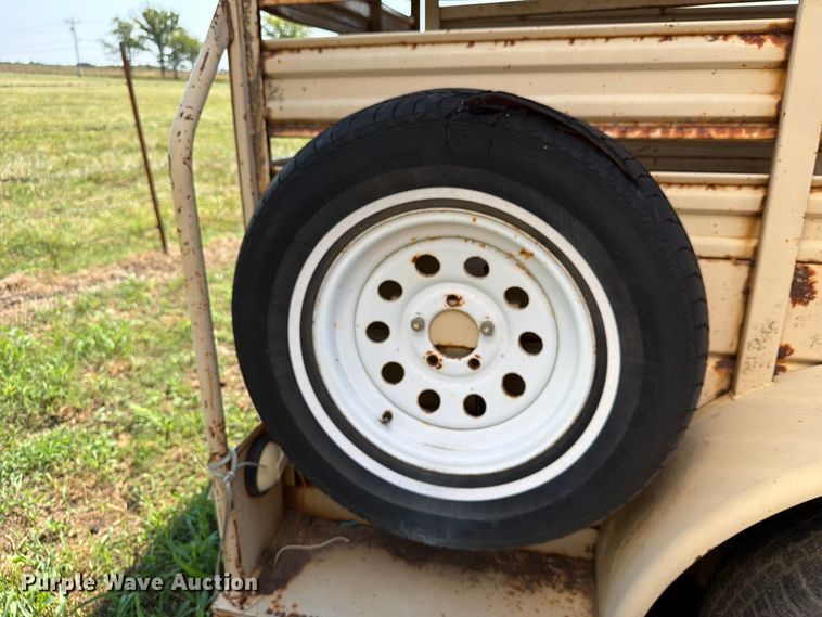 image for item EX4290 1993 Trailer Manufacturers  livestock trailer