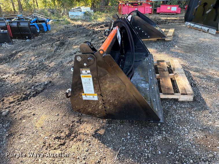 image for item EX4351 2026 Wolverine CB72 skid steer 4-in-1 bucket