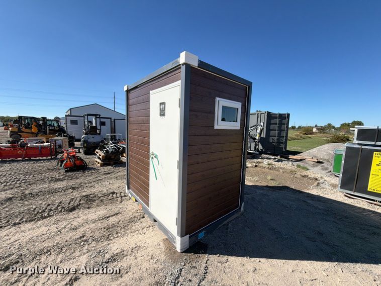 image for item EX4391 Raysky RM87-96 mobile restroom