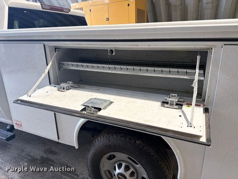 image for item EX4604 2022 Chevrolet Silverado 2500HD Ext. Cab utility bed pickup truck